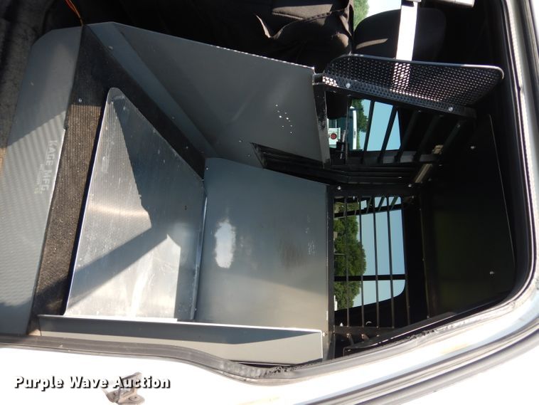 image for item DJ4382 2017 Ford Expedition EL  SUV