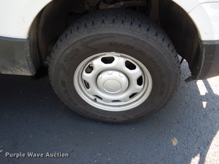 image for item DJ4382 2017 Ford Expedition EL  SUV