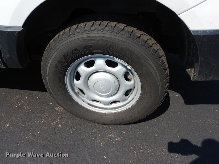 image for item DJ4382 2017 Ford Expedition EL  SUV