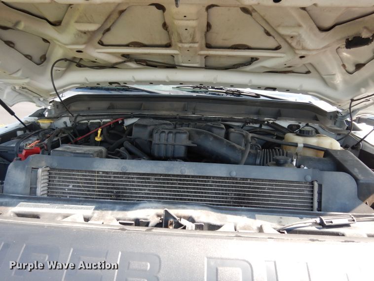 image for item DJ4383 2014 Ford F250 Super Duty XL  Crew Cab utility bed pickup truck