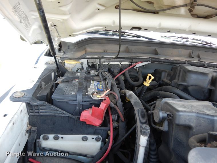 image for item DJ4383 2014 Ford F250 Super Duty XL  Crew Cab utility bed pickup truck