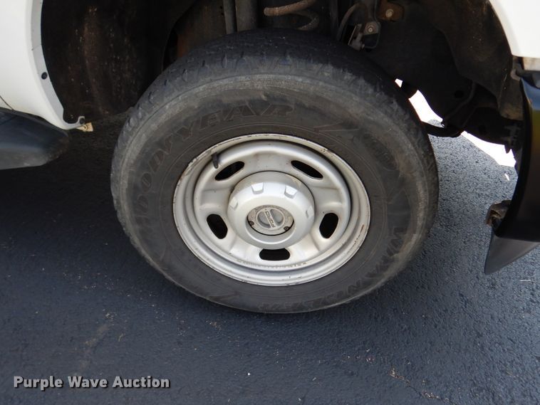 image for item DJ4383 2014 Ford F250 Super Duty XL  Crew Cab utility bed pickup truck