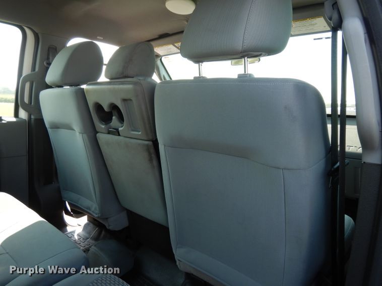 image for item DJ4383 2014 Ford F250 Super Duty XL  Crew Cab utility bed pickup truck