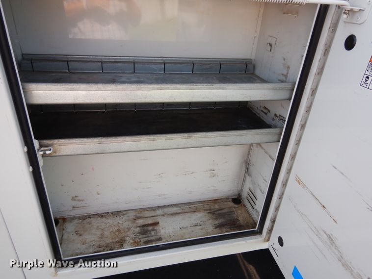 image for item DJ4383 2014 Ford F250 Super Duty XL  Crew Cab utility bed pickup truck