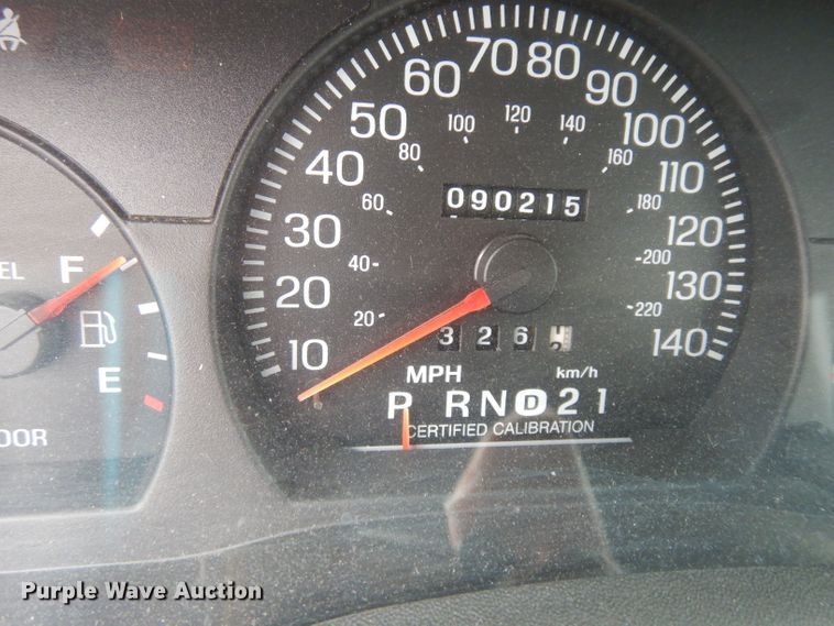 image for item DJ4384 2000 Ford Crown Victoria Police Interceptor