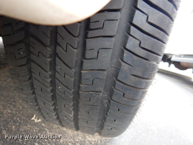 image for item DJ4384 2000 Ford Crown Victoria Police Interceptor