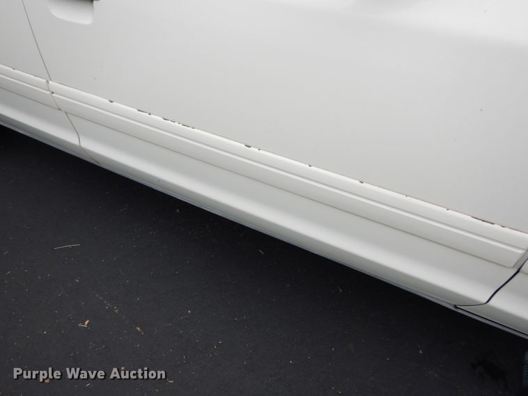 image for item DJ4384 2000 Ford Crown Victoria Police Interceptor