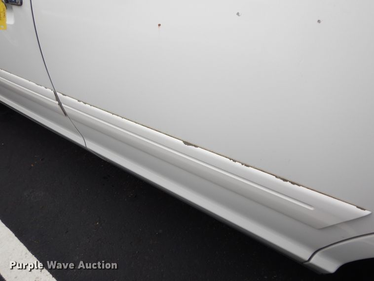 image for item DJ4384 2000 Ford Crown Victoria Police Interceptor