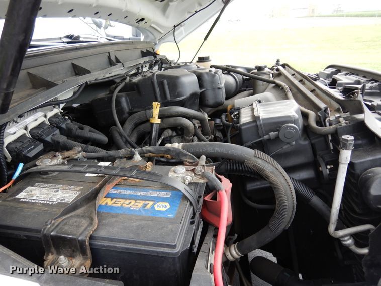 image for item DJ4385 2015 Ford F250 Super Duty  Crew Cab utility bed pickup truck