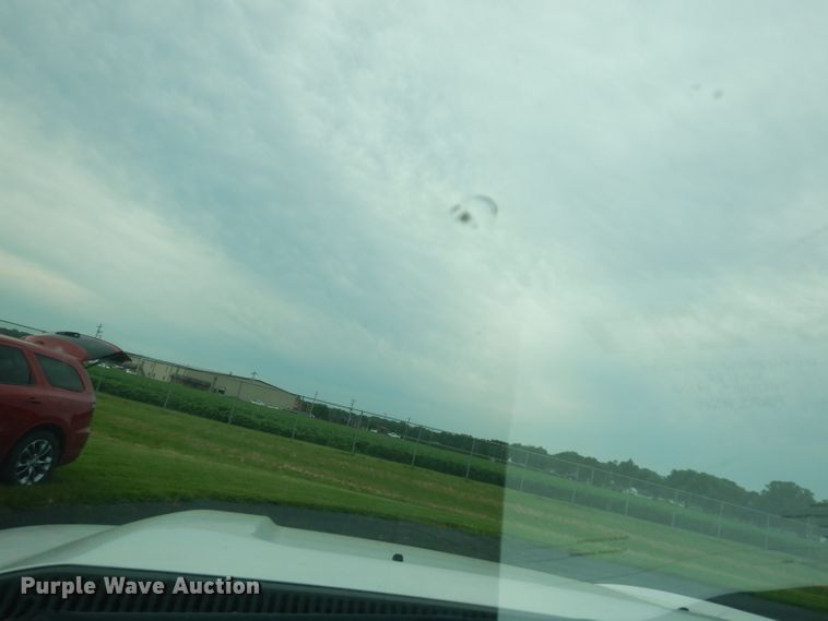 image for item DJ4386 2015 Ford F250 Super Duty XL  Crew Cab utility bed pickup truck