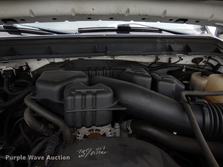 image for item DJ4386 2015 Ford F250 Super Duty XL  Crew Cab utility bed pickup truck