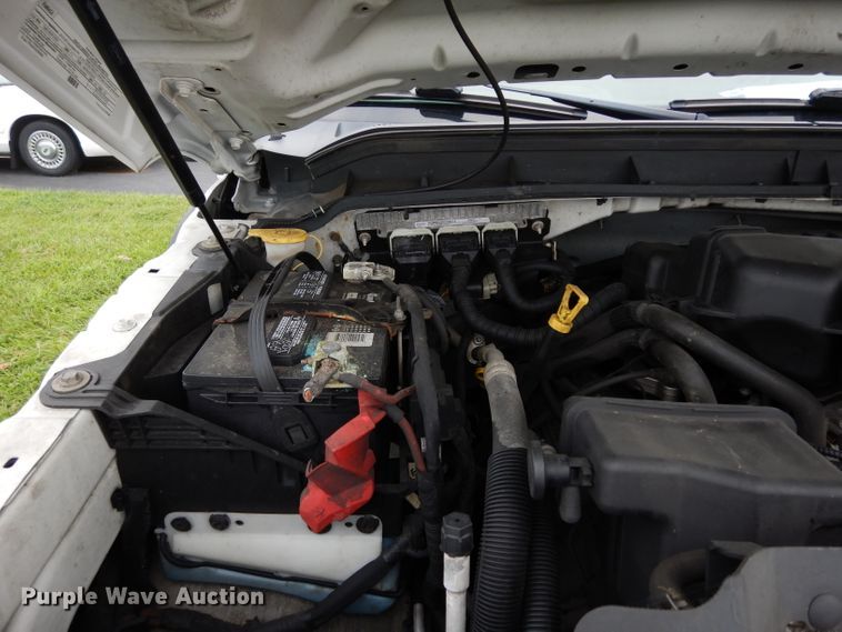 image for item DJ4386 2015 Ford F250 Super Duty XL  Crew Cab utility bed pickup truck