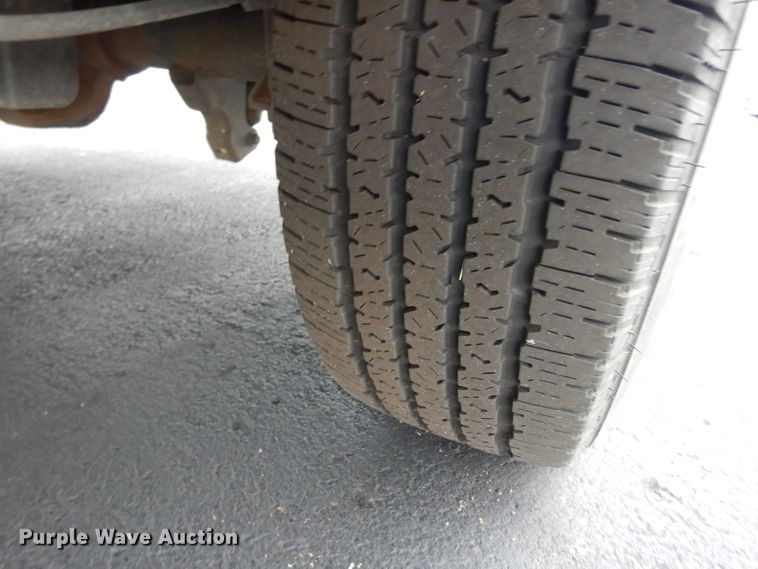 image for item DJ4386 2015 Ford F250 Super Duty XL  Crew Cab utility bed pickup truck