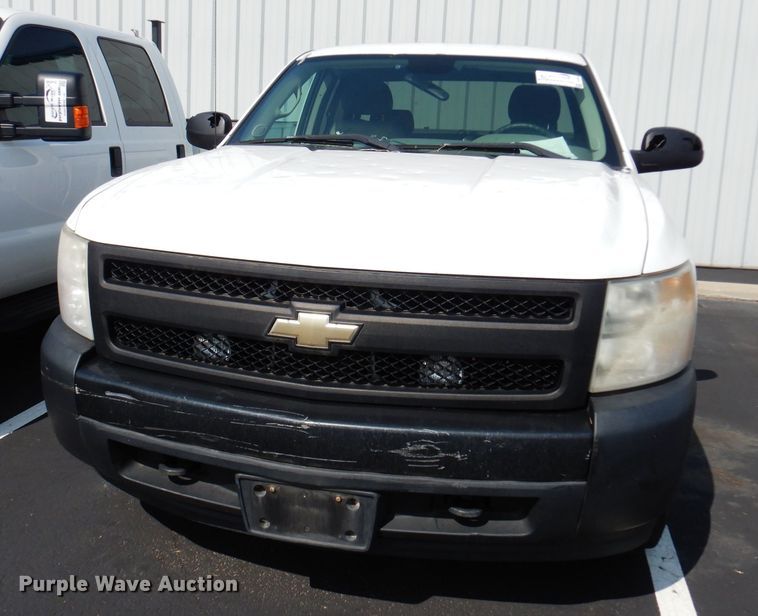 image for item DJ4387 2008 Chevrolet Silverado 1500  Ext. Cab pickup truck