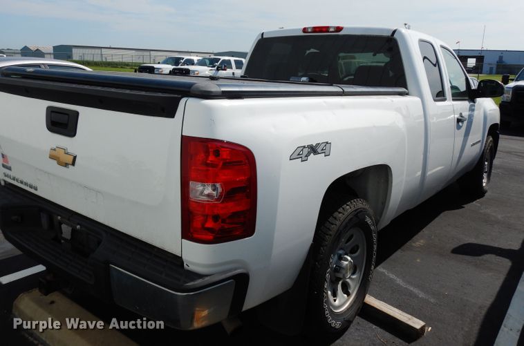 image for item DJ4387 2008 Chevrolet Silverado 1500  Ext. Cab pickup truck
