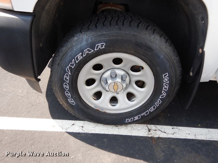 image for item DJ4387 2008 Chevrolet Silverado 1500  Ext. Cab pickup truck