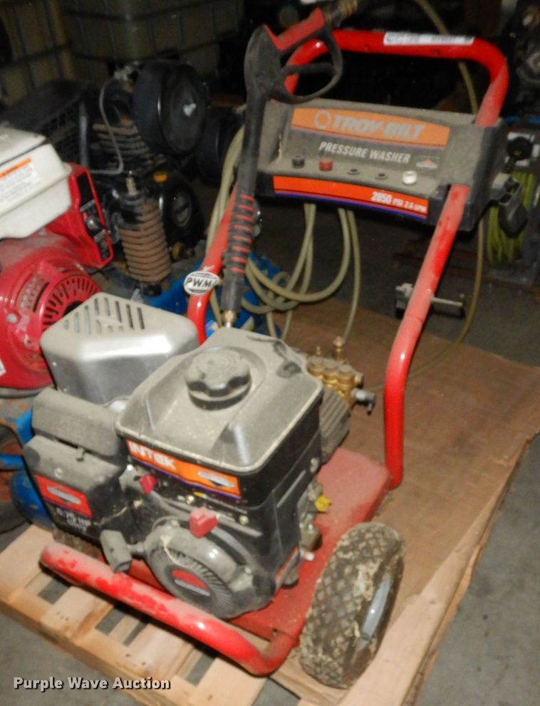 image for item HY9537 Troy-Bilt 01904 pressure washer