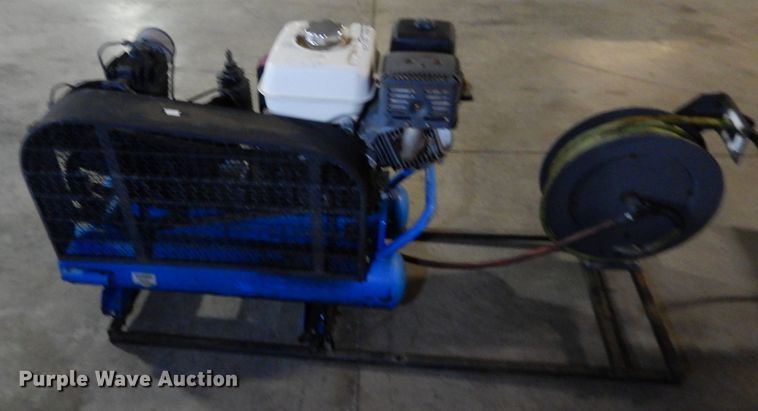 image for item HY9538 2013 Puma TUE8008GE air compressor