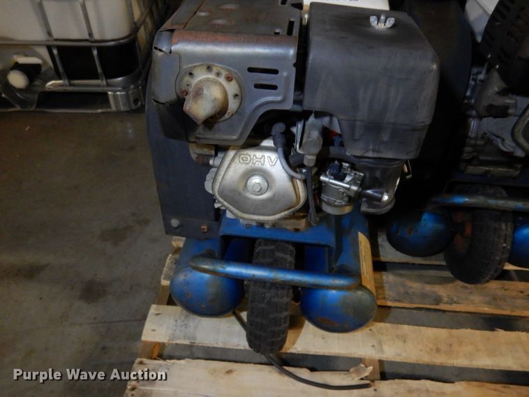 image for item HY9544 (2) Puma air compressors