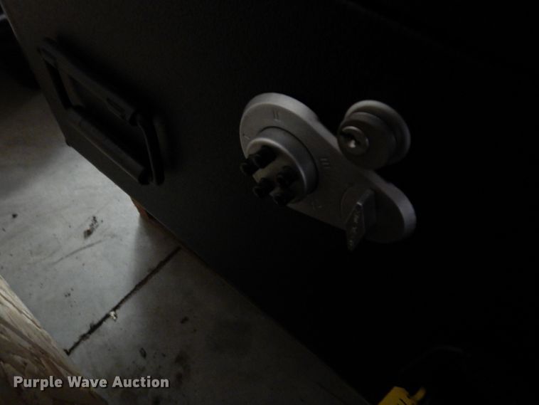 image for item HY9547 (3) Truckvault vaults