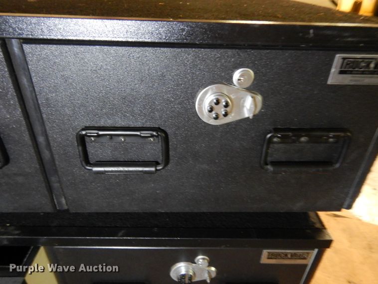 image for item HY9548 (3) Truckvault vaults