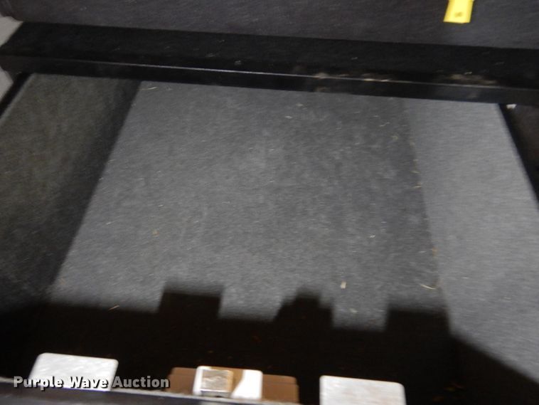 image for item HY9548 (3) Truckvault vaults