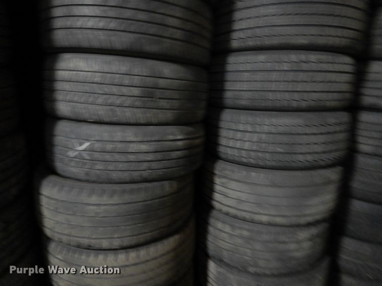 image for item HY9549 Approximately 220 tires