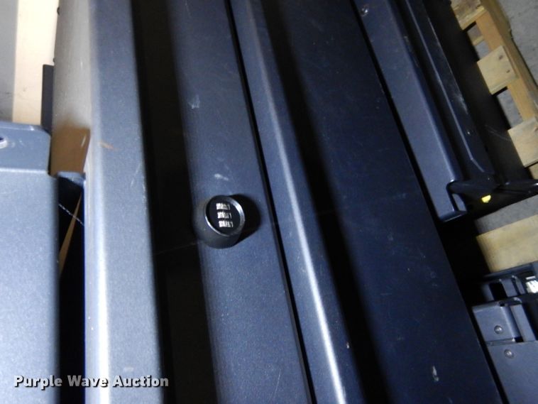 image for item HY9550 (5) Setina truck vaults