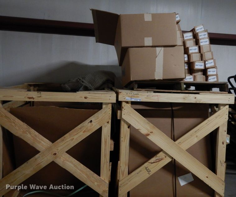 image for item HY9552 Approximately 38 Pro Gard cage dividers