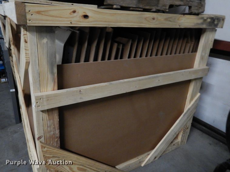 image for item HY9552 Approximately 38 Pro Gard cage dividers