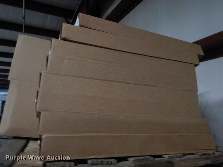 image for item HY9552 Approximately 38 Pro Gard cage dividers