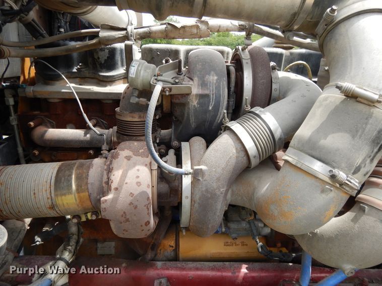 image for item DF5278 2005 Kenworth W900  semi truck