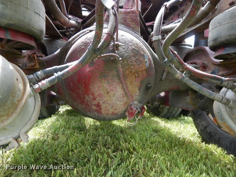 image for item DF5278 2005 Kenworth W900  semi truck