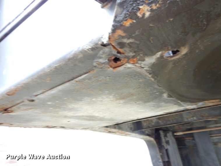 image for item DF5298 2007 Trail King TK70HT-482 drop deck equipment trailer