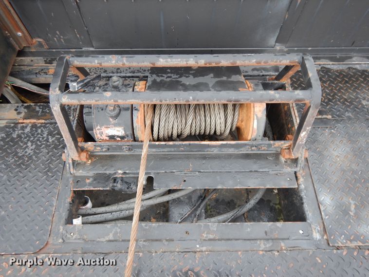 image for item DF5298 2007 Trail King TK70HT-482 drop deck equipment trailer