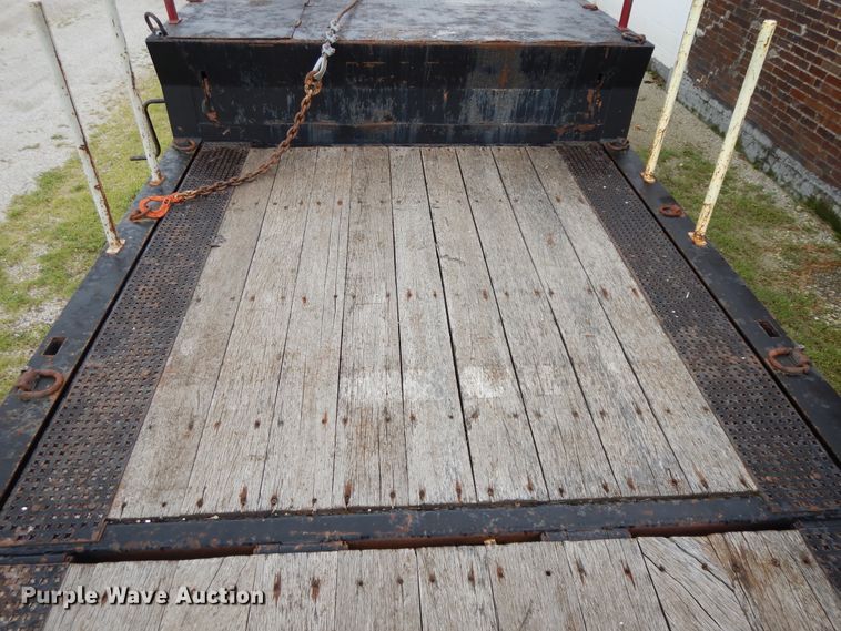 image for item DF5298 2007 Trail King TK70HT-482 drop deck equipment trailer