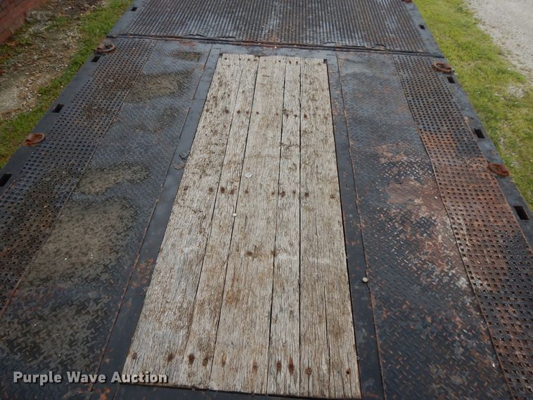 image for item DF5298 2007 Trail King TK70HT-482 drop deck equipment trailer