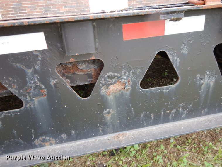 image for item DF5298 2007 Trail King TK70HT-482 drop deck equipment trailer