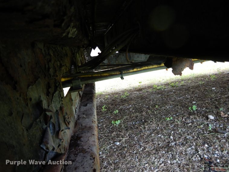 image for item DF5298 2007 Trail King TK70HT-482 drop deck equipment trailer