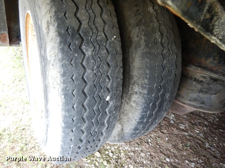 image for item DF5298 2007 Trail King TK70HT-482 drop deck equipment trailer