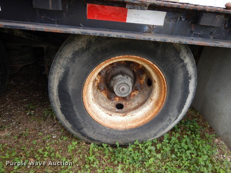 image for item DF5298 2007 Trail King TK70HT-482 drop deck equipment trailer