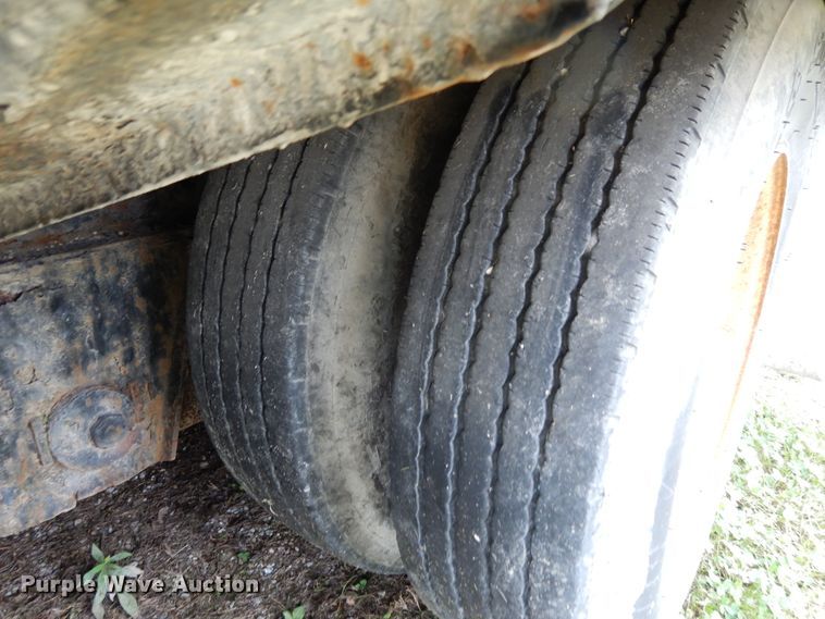 image for item DF5298 2007 Trail King TK70HT-482 drop deck equipment trailer