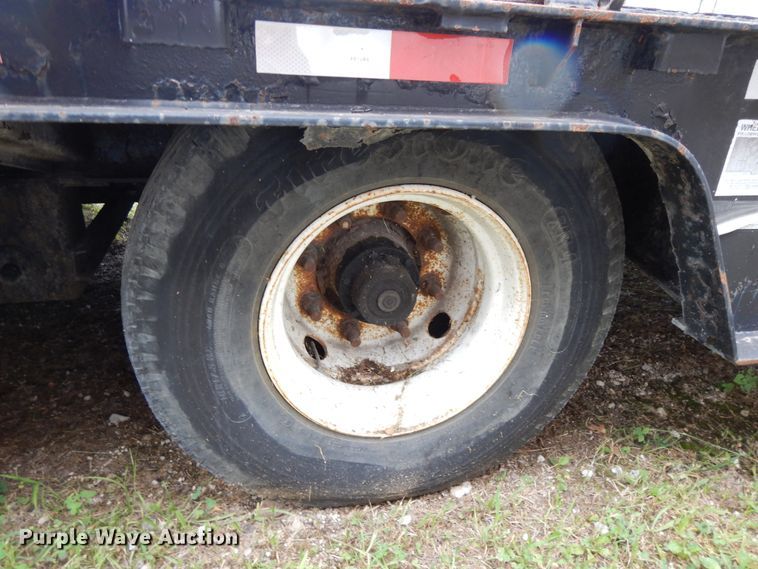 image for item DF5298 2007 Trail King TK70HT-482 drop deck equipment trailer