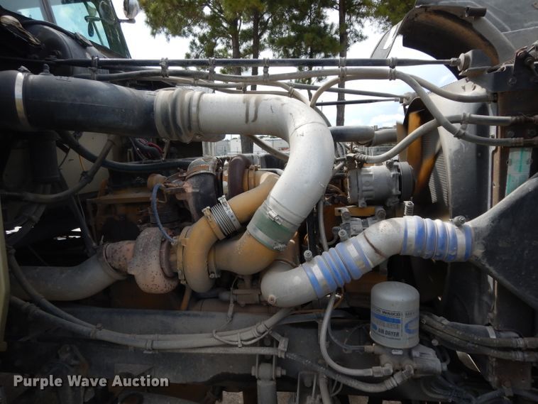 image for item DG6868 2007 Western Star 4900FA  semi truck