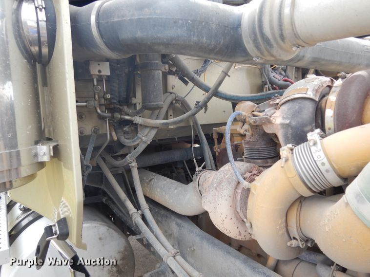 image for item DG6868 2007 Western Star 4900FA  semi truck