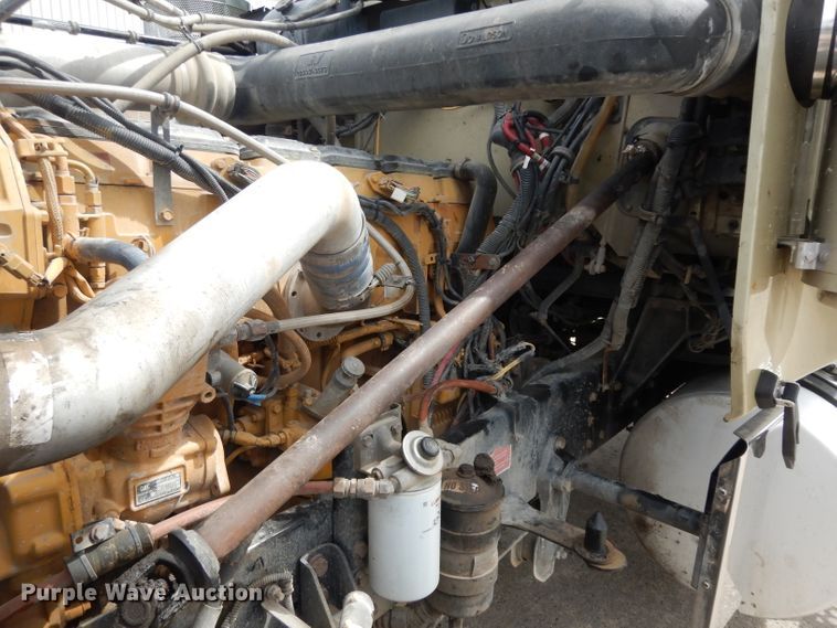 image for item DG6868 2007 Western Star 4900FA  semi truck