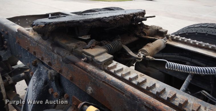 image for item DG6868 2007 Western Star 4900FA  semi truck