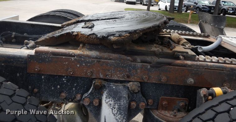 image for item DG6868 2007 Western Star 4900FA  semi truck