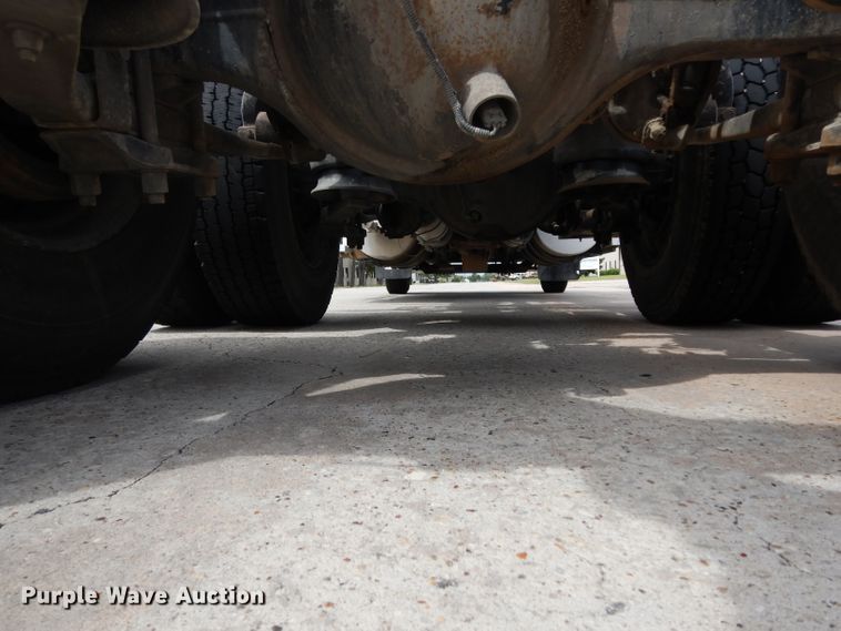 image for item DG6868 2007 Western Star 4900FA  semi truck