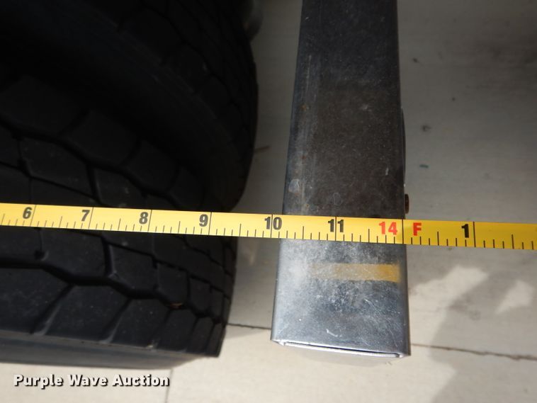 image for item DG6868 2007 Western Star 4900FA  semi truck